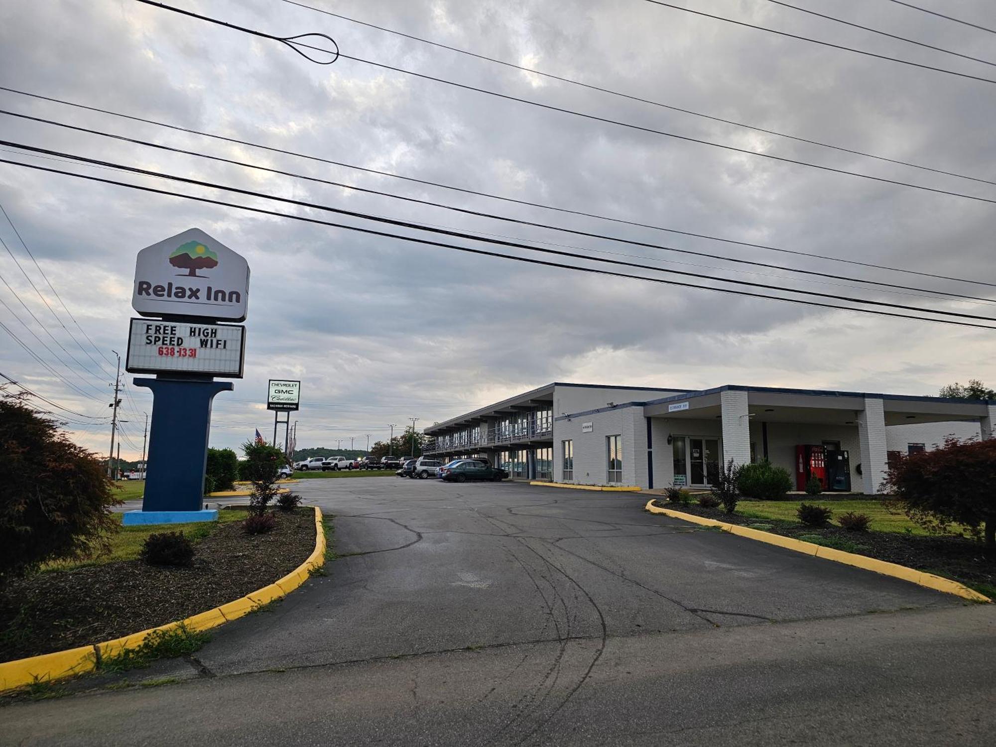 Relax Inn By Oyo Greeneville Near Hwy Us-321 ภายนอก รูปภาพ